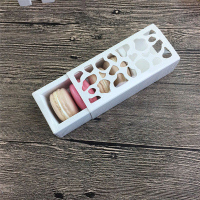 ISO14001 Varnishing Macaron Shipping Containers Hollow Lid